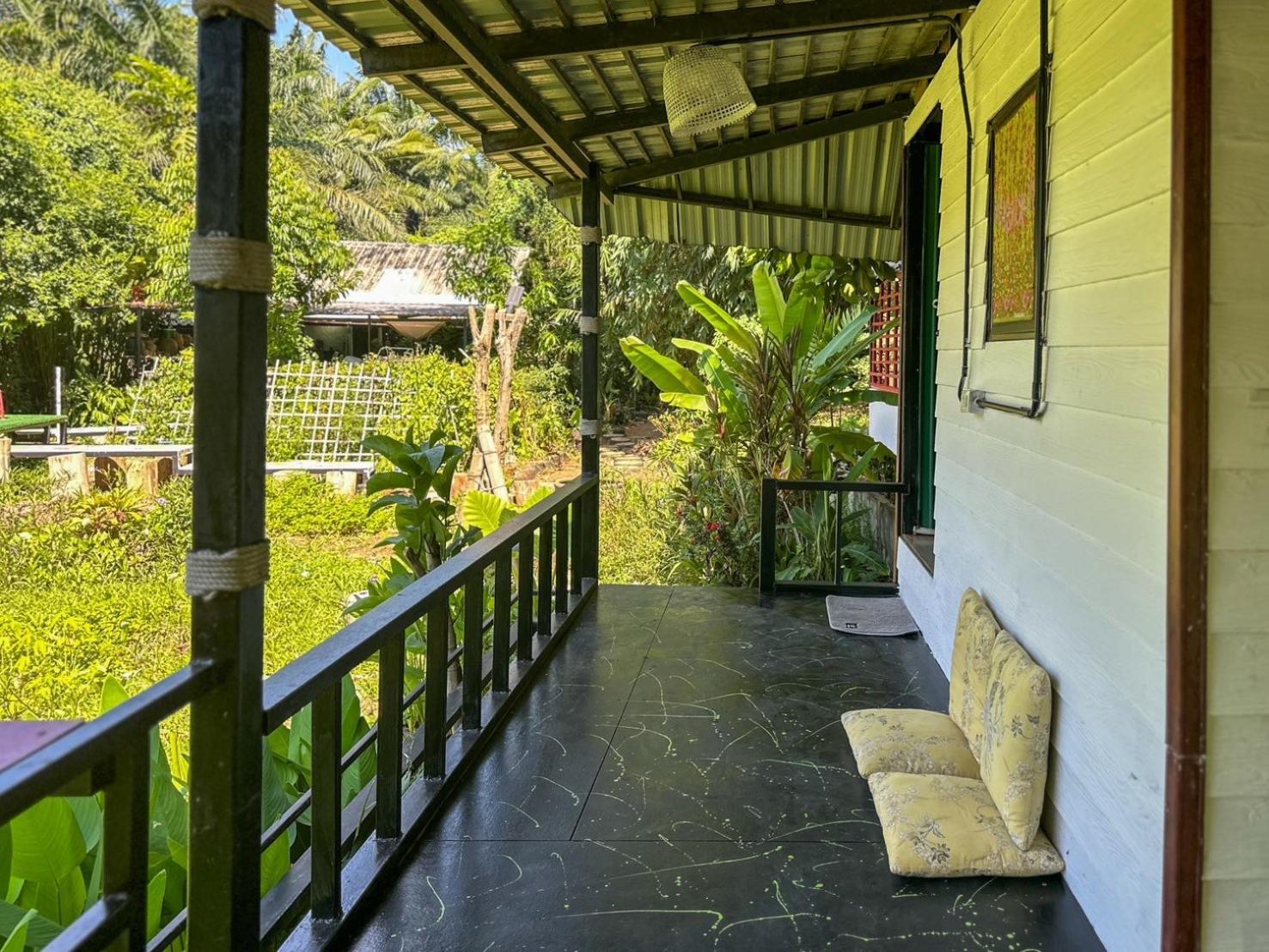 Baan Suanthip Homestay - Aoluek Natural Retreat Ao Luk Exterior photo